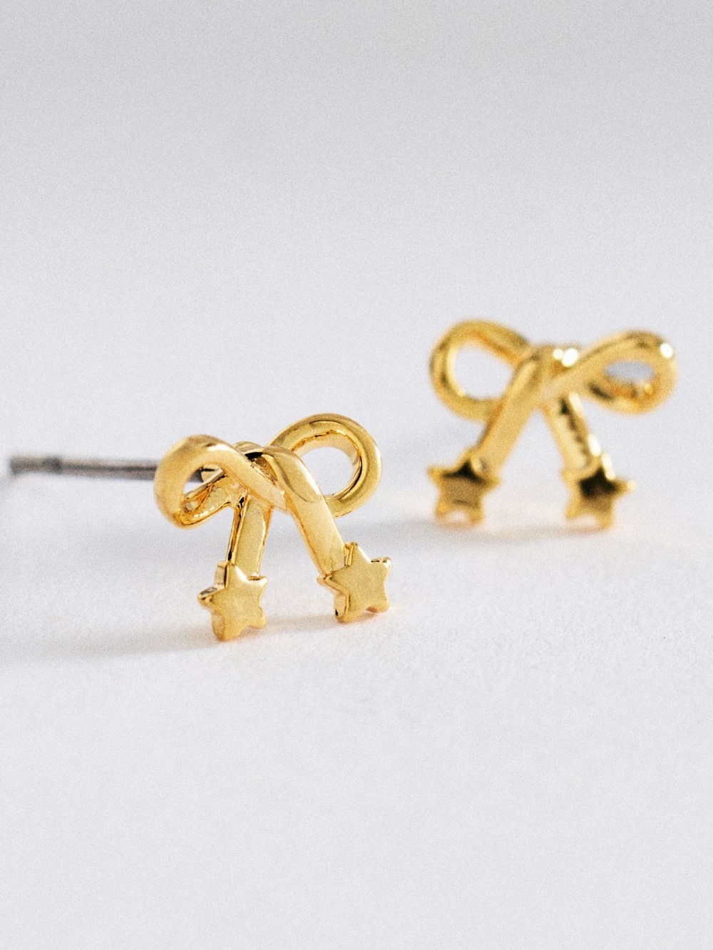 Anthropologie 14KT Gold Plated Icon Post Bow Earrings Heart Box New